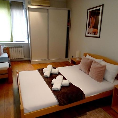 Alex Lux Apartment เบลเกรด ภายนอก รูปภาพ