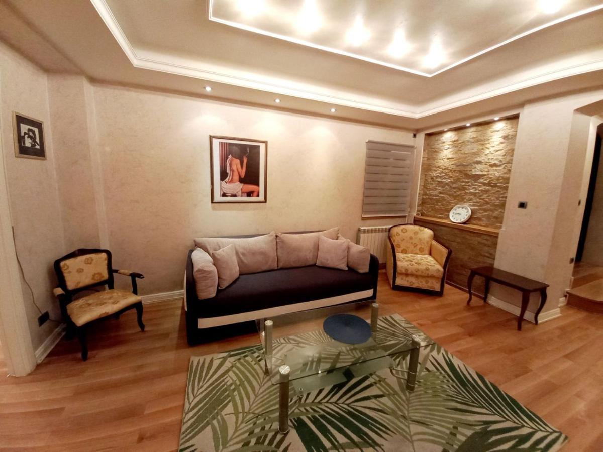 Alex Lux Apartment เบลเกรด ภายนอก รูปภาพ