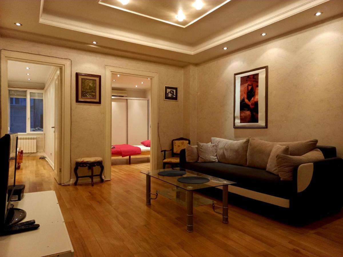 Alex Lux Apartment เบลเกรด ภายนอก รูปภาพ
