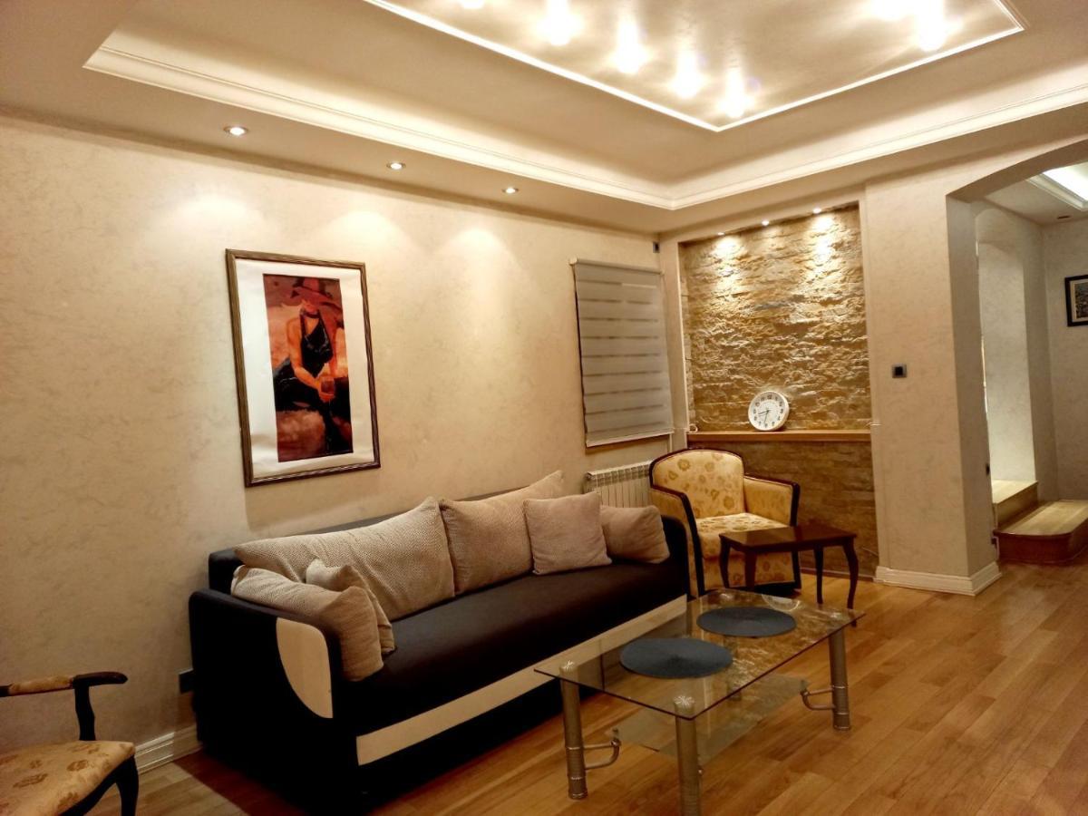 Alex Lux Apartment เบลเกรด ภายนอก รูปภาพ