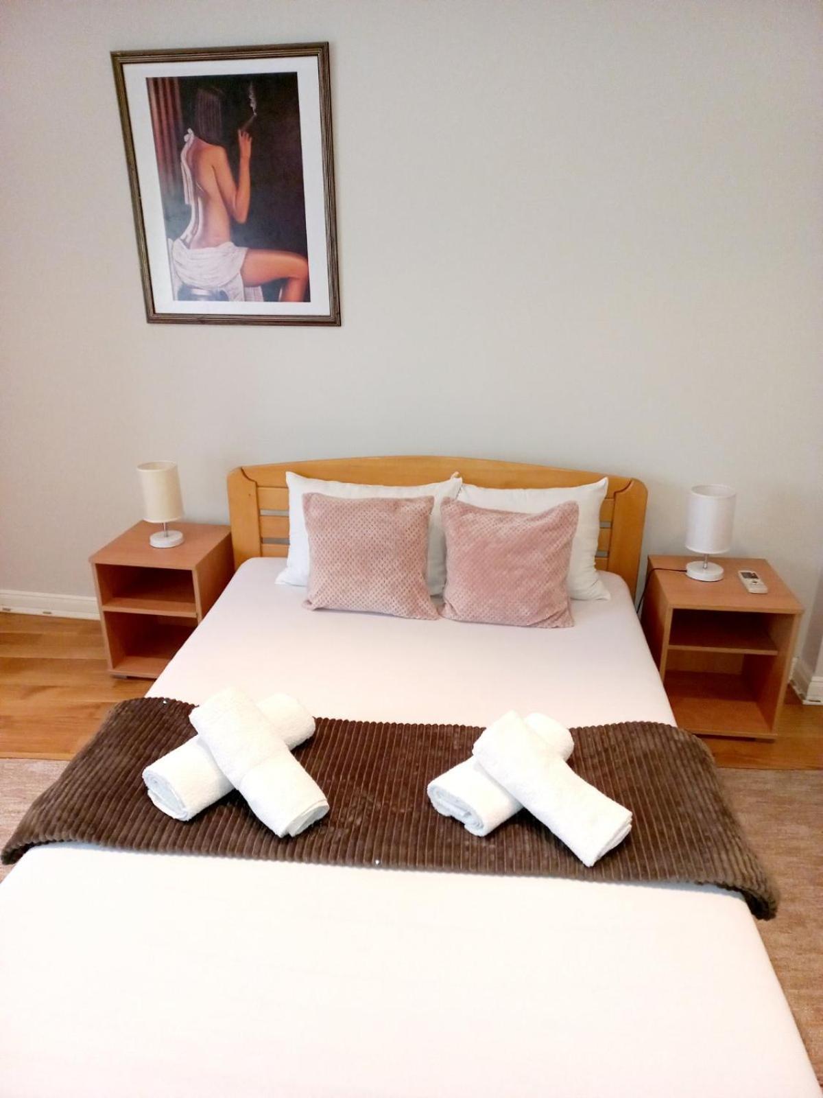 Alex Lux Apartment เบลเกรด ภายนอก รูปภาพ