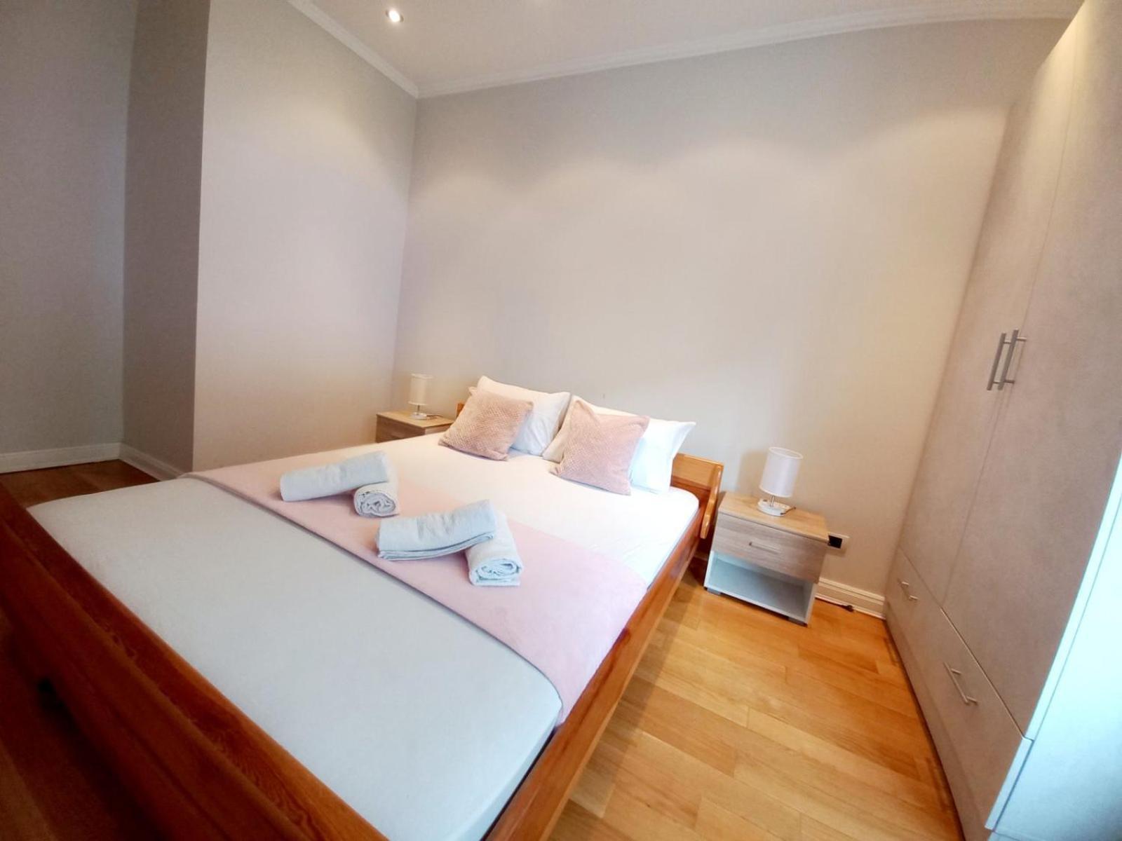Alex Lux Apartment เบลเกรด ภายนอก รูปภาพ